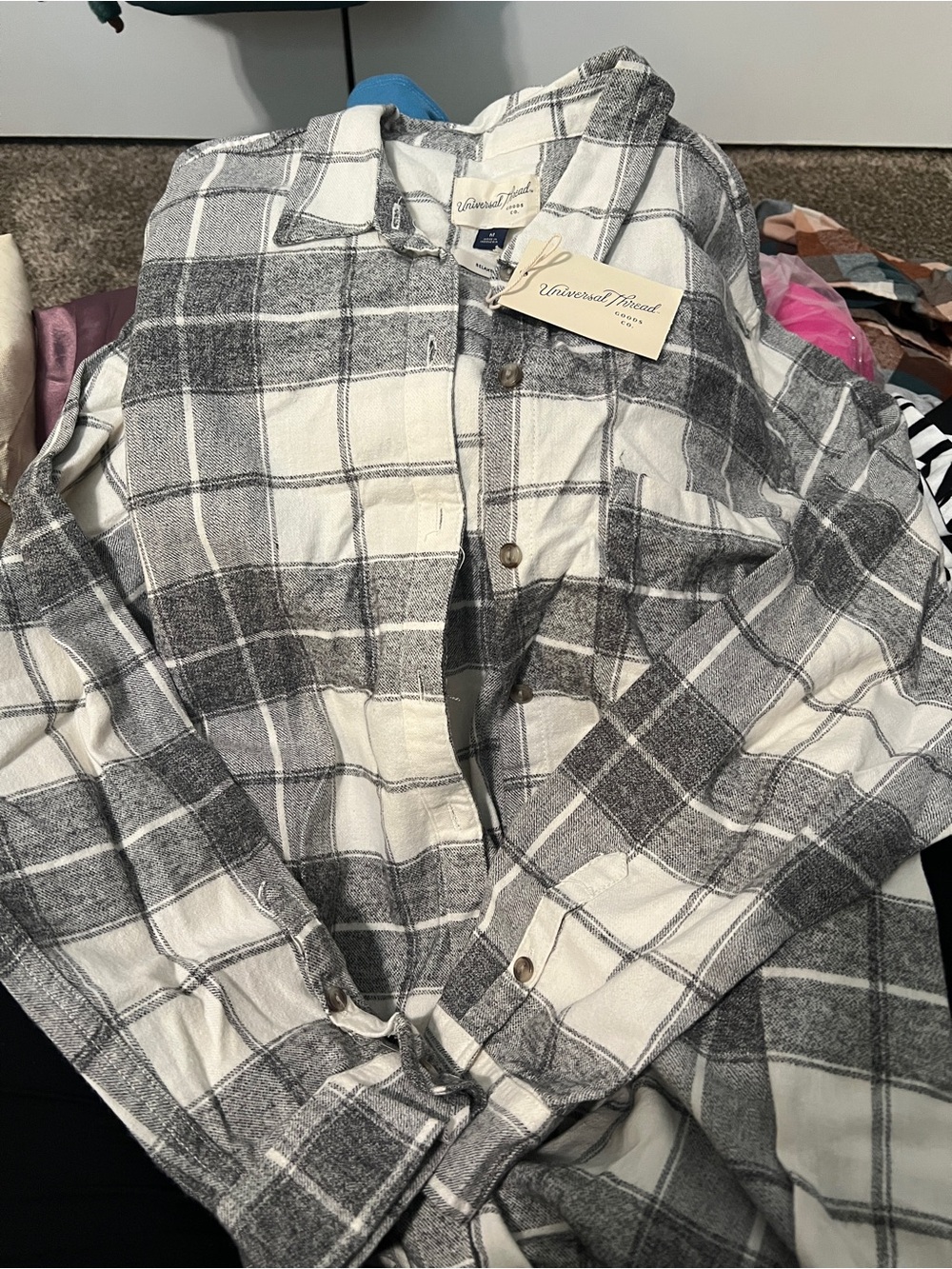 Universal Thread White & Gray Plaid Button-Front Shirt long sleeve button down.